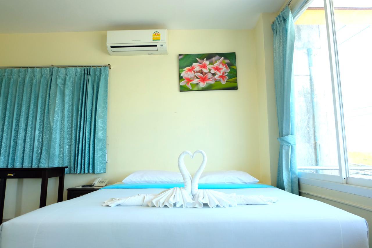 Готель Krabi Marina Seaview Екстер'єр фото